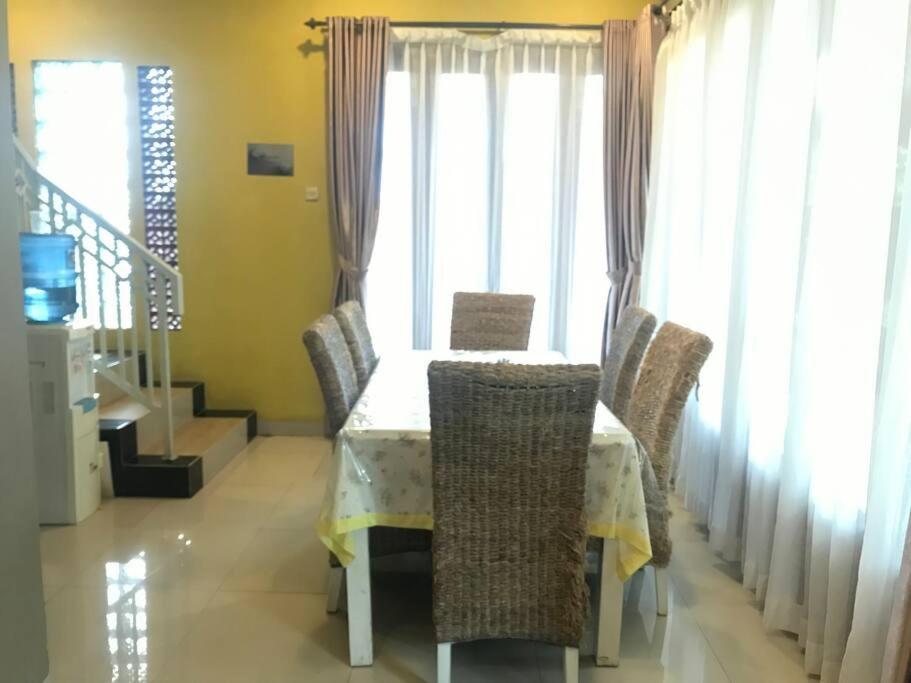 Villa Naumi Bandung Bagian luar foto