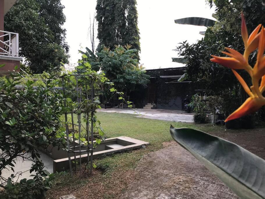 Villa Naumi Bandung Bagian luar foto